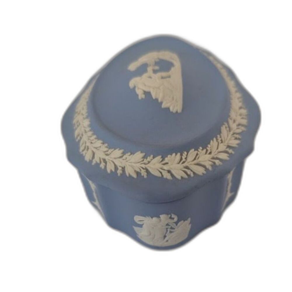 Vintage 61 Wedgwood Blue Jasperware Oval Lidded Trinket Pin Dish Cherubs England